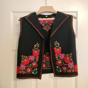 Vintage Hungarian Matyo Vest Flower Embroidered Folk Felt Wool Vest From Hungary